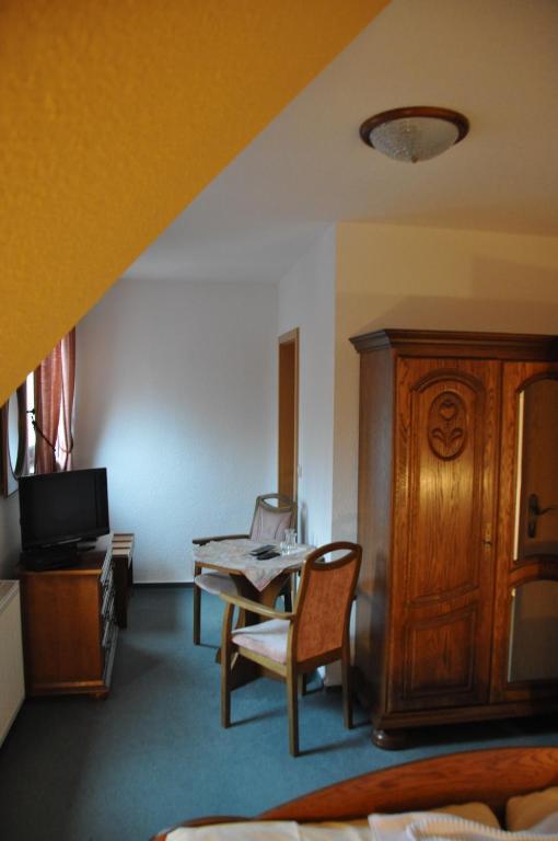 Hotel-Restaurant Elsterblick Elsteraue Chambre photo